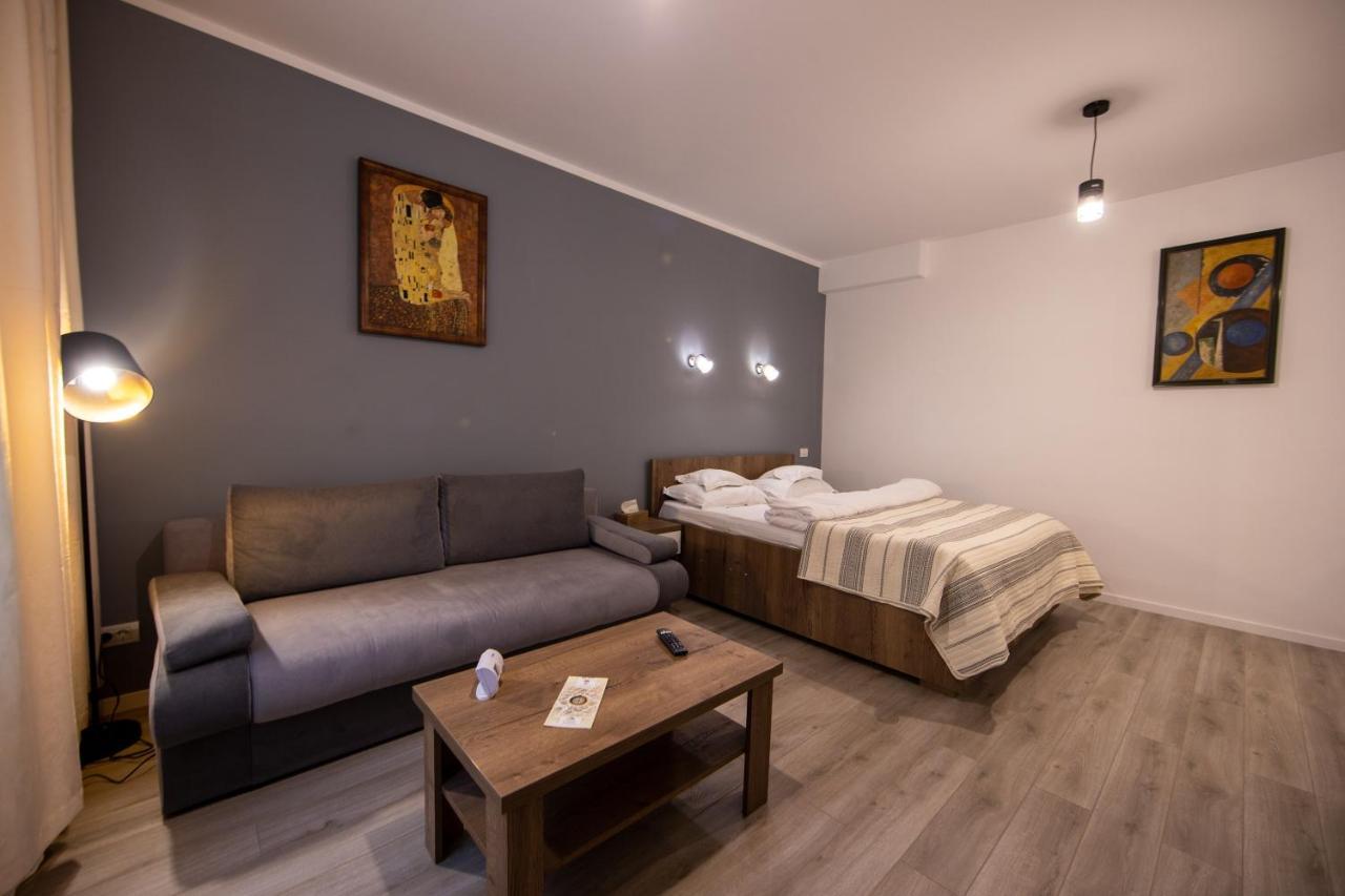 Central Place Apartment Timisoara 2 Екстер'єр фото