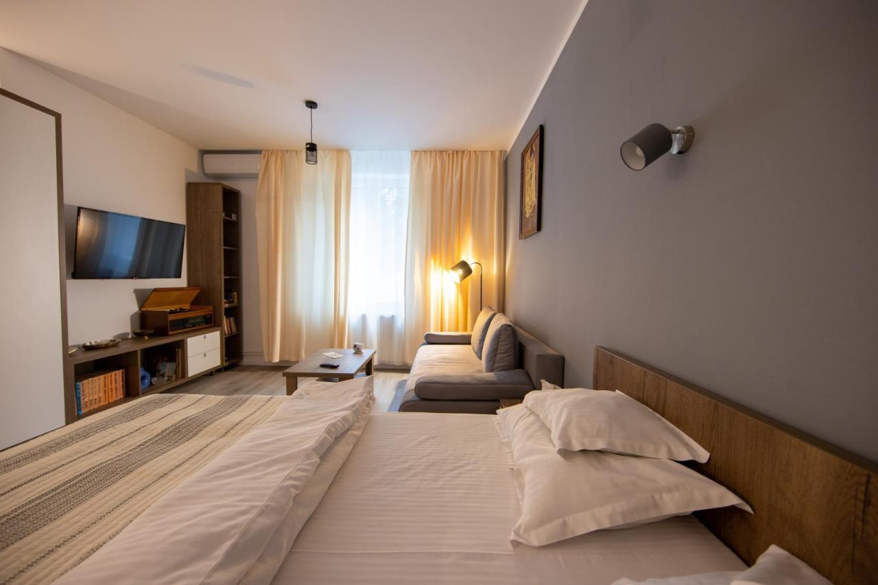 Central Place Apartment Timisoara 2 Екстер'єр фото