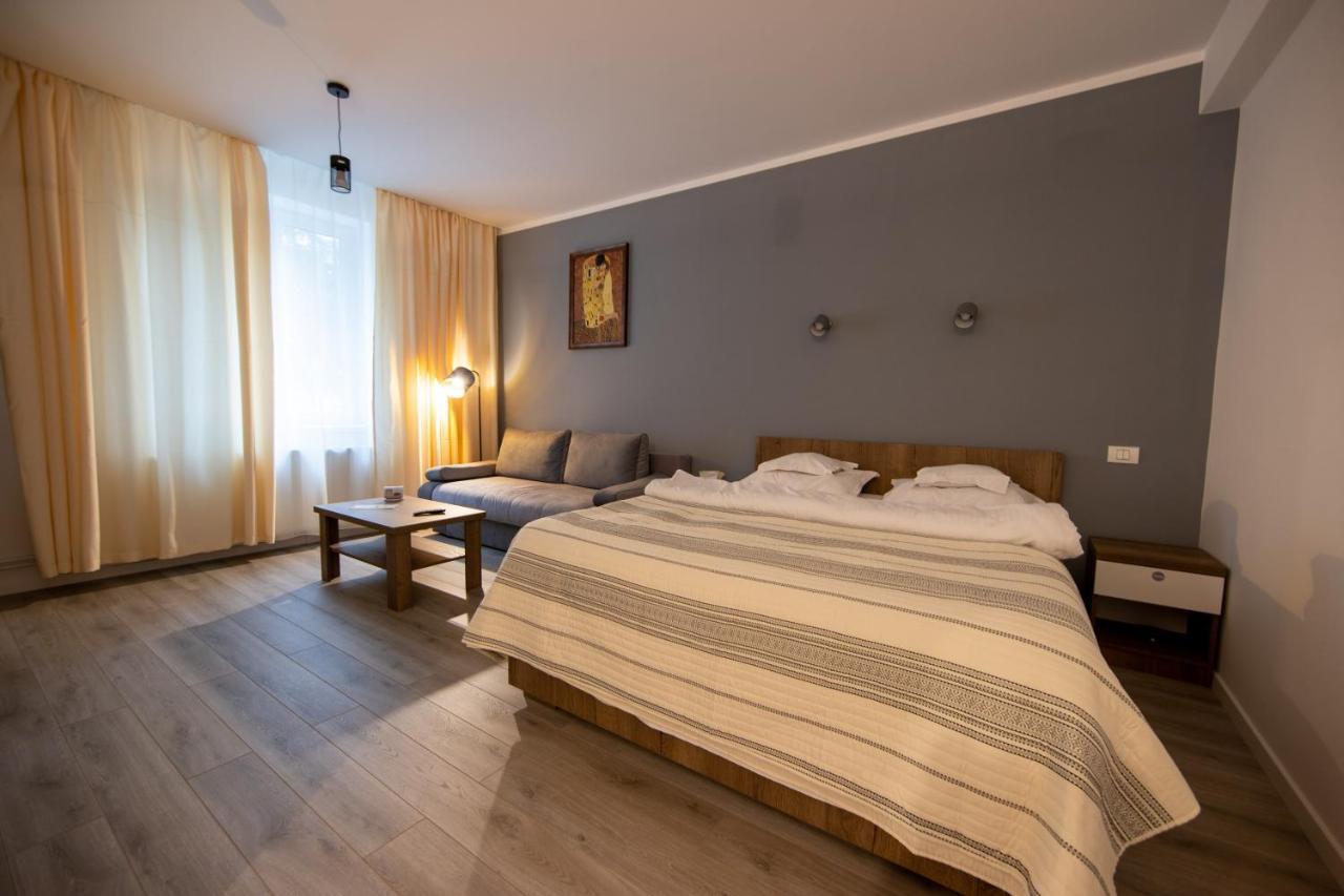 Central Place Apartment Timisoara 2 Екстер'єр фото